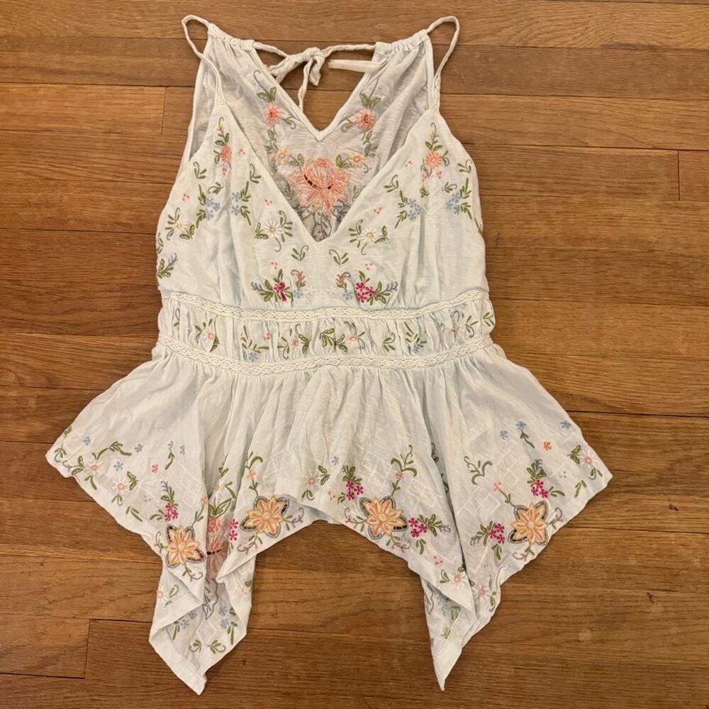 Anthropology white green pink spaghetti strap blouse shirt tap size M
 b30